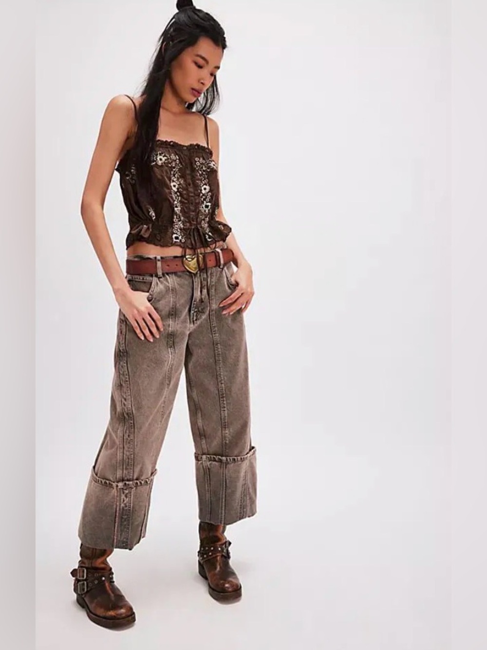 We The Free Olsen Cuffed Crop Barrel Jeans Size 30 $128
